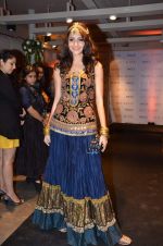 Anushka Sharma at the launch of Ritu Kumar new store in  Raghuvanshi Mills, Mumbai on 9th Feb 2012 (56).JPG